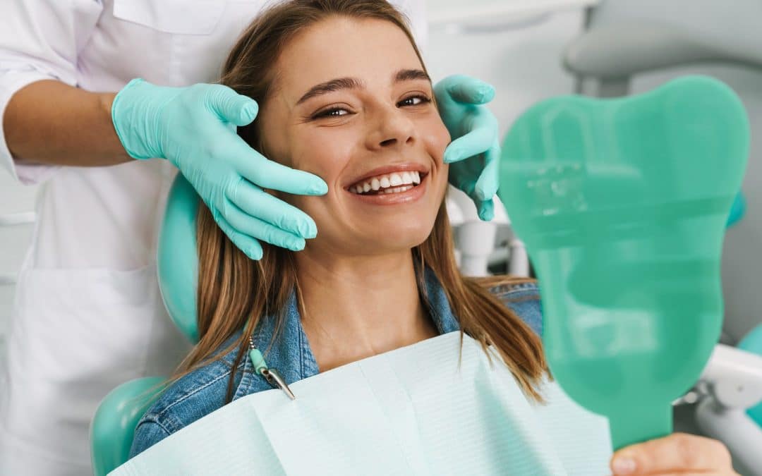 Should I Get a Root Canal or Tooth Extraction?